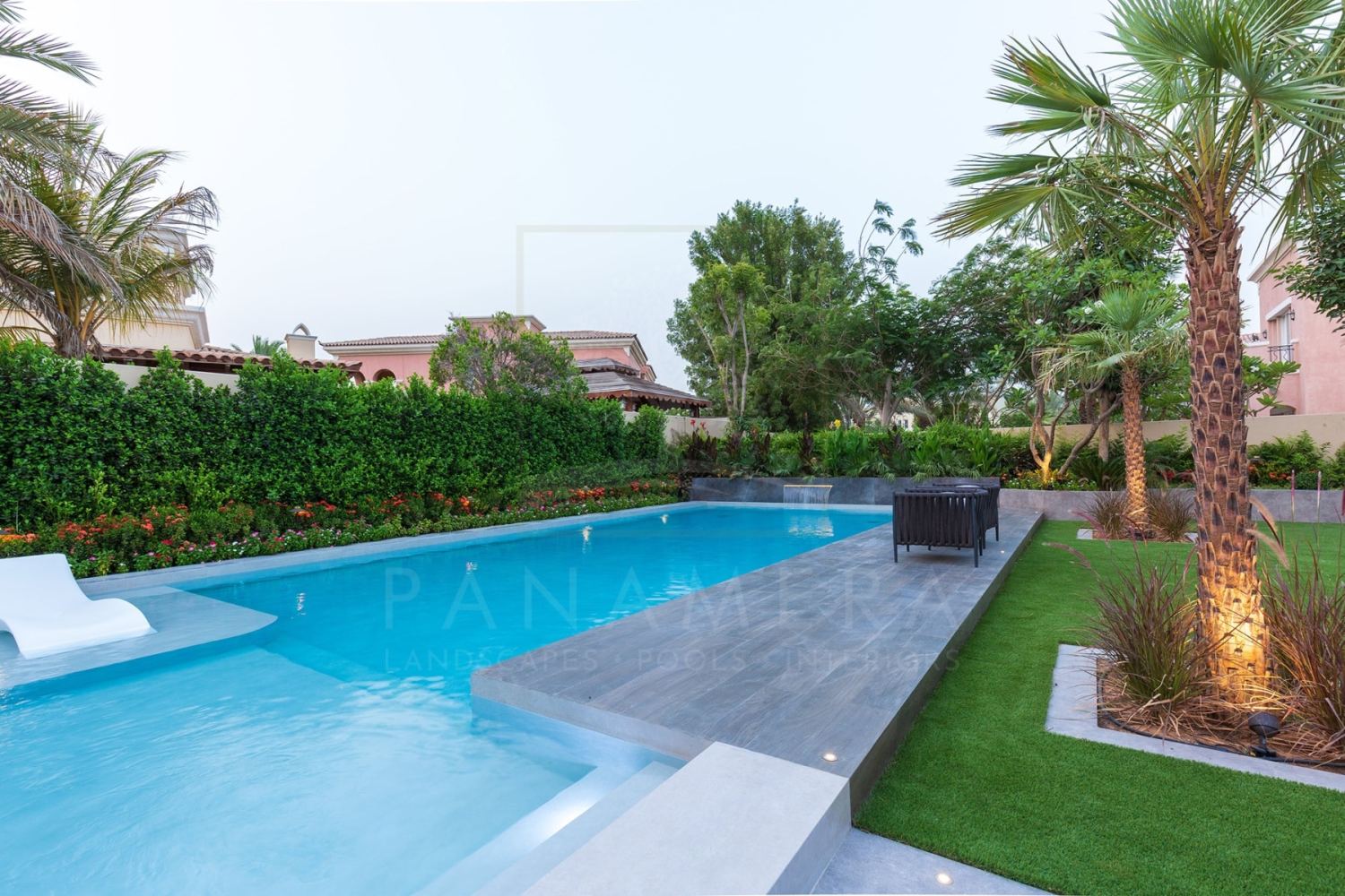 swimming pool contractors in dubai