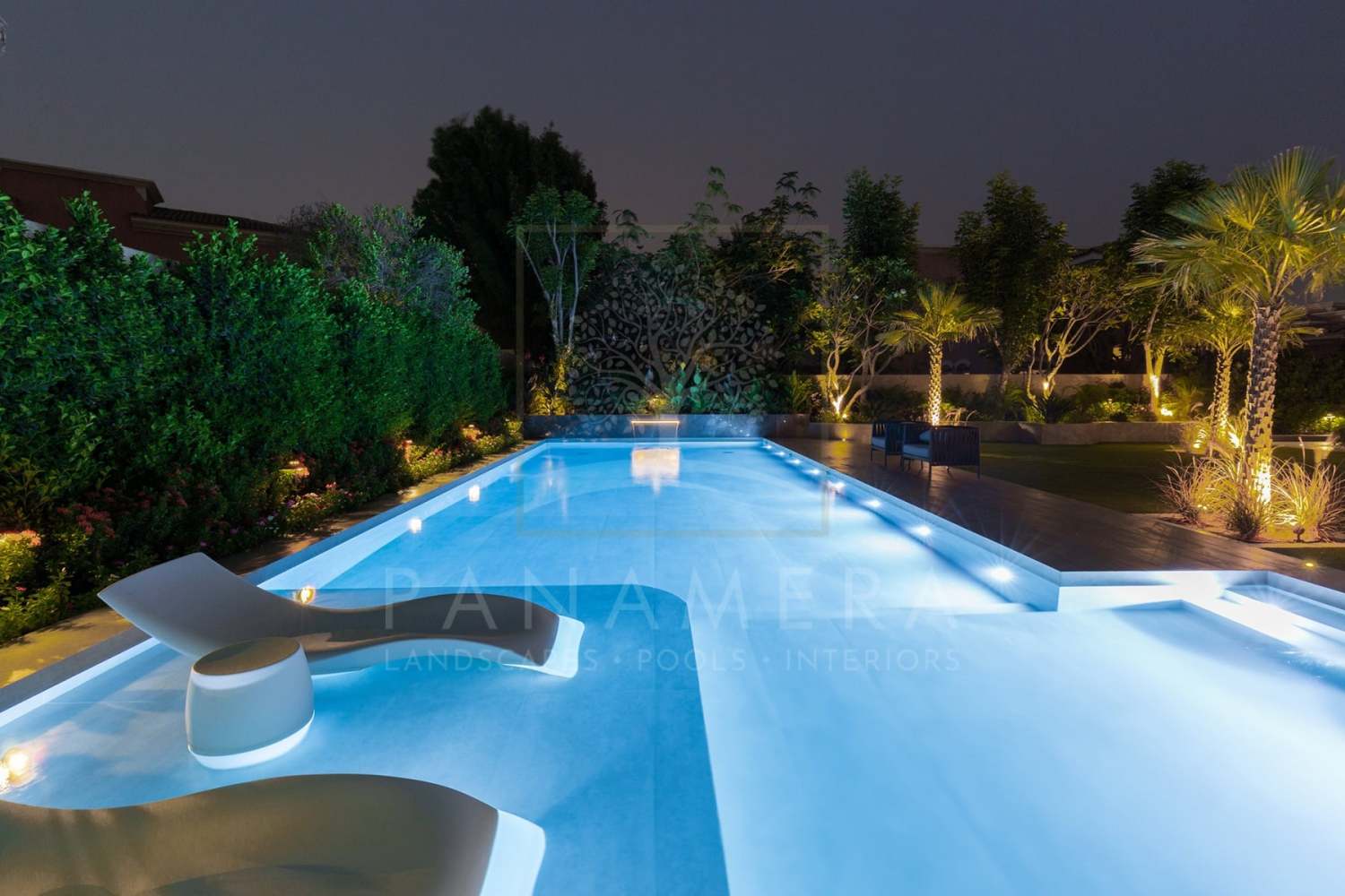 swimming pool contractors in dubai