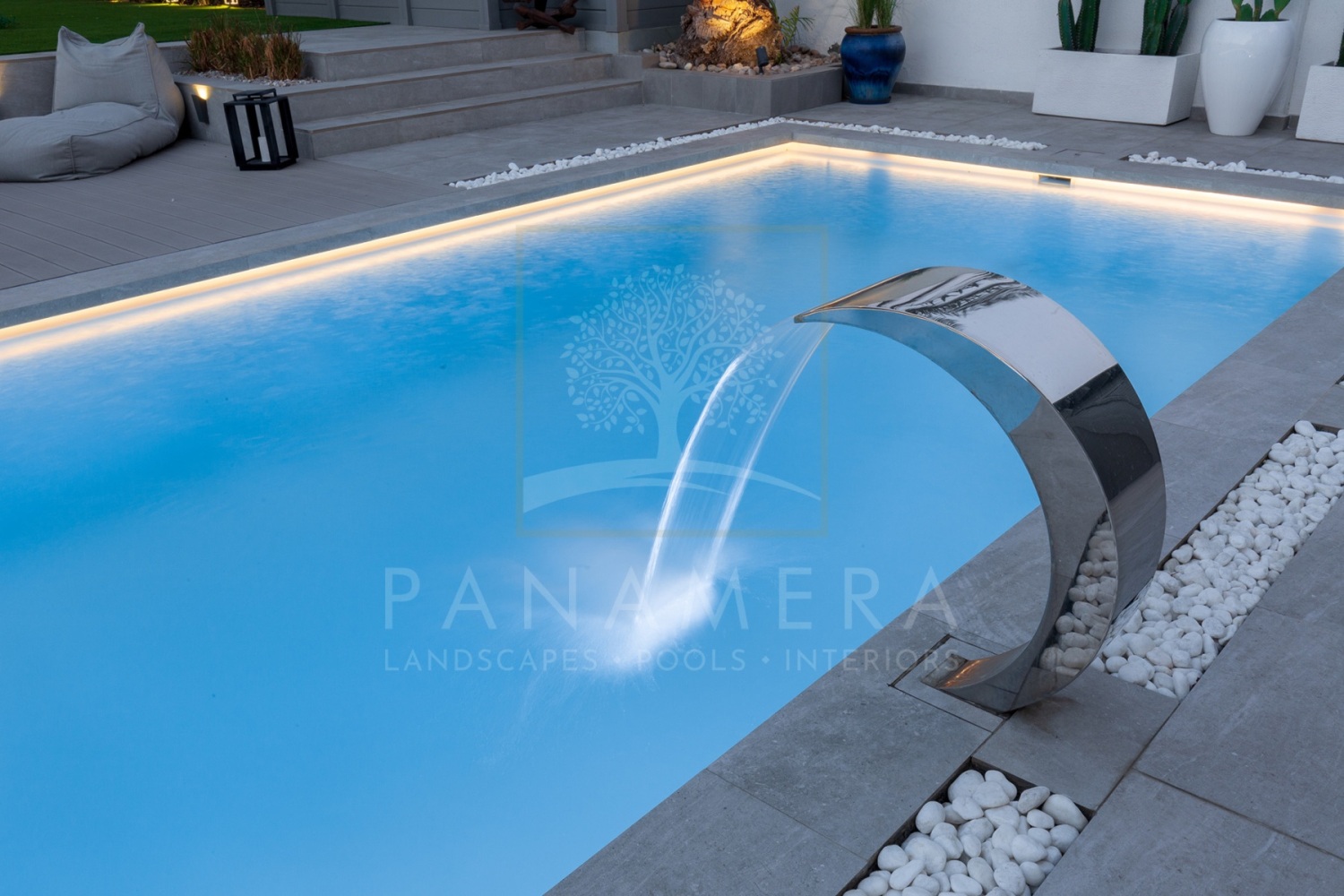 swimming pool contractors in dubai