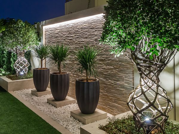 Outdoor Pots | One of the best landscaping companies in Dubai