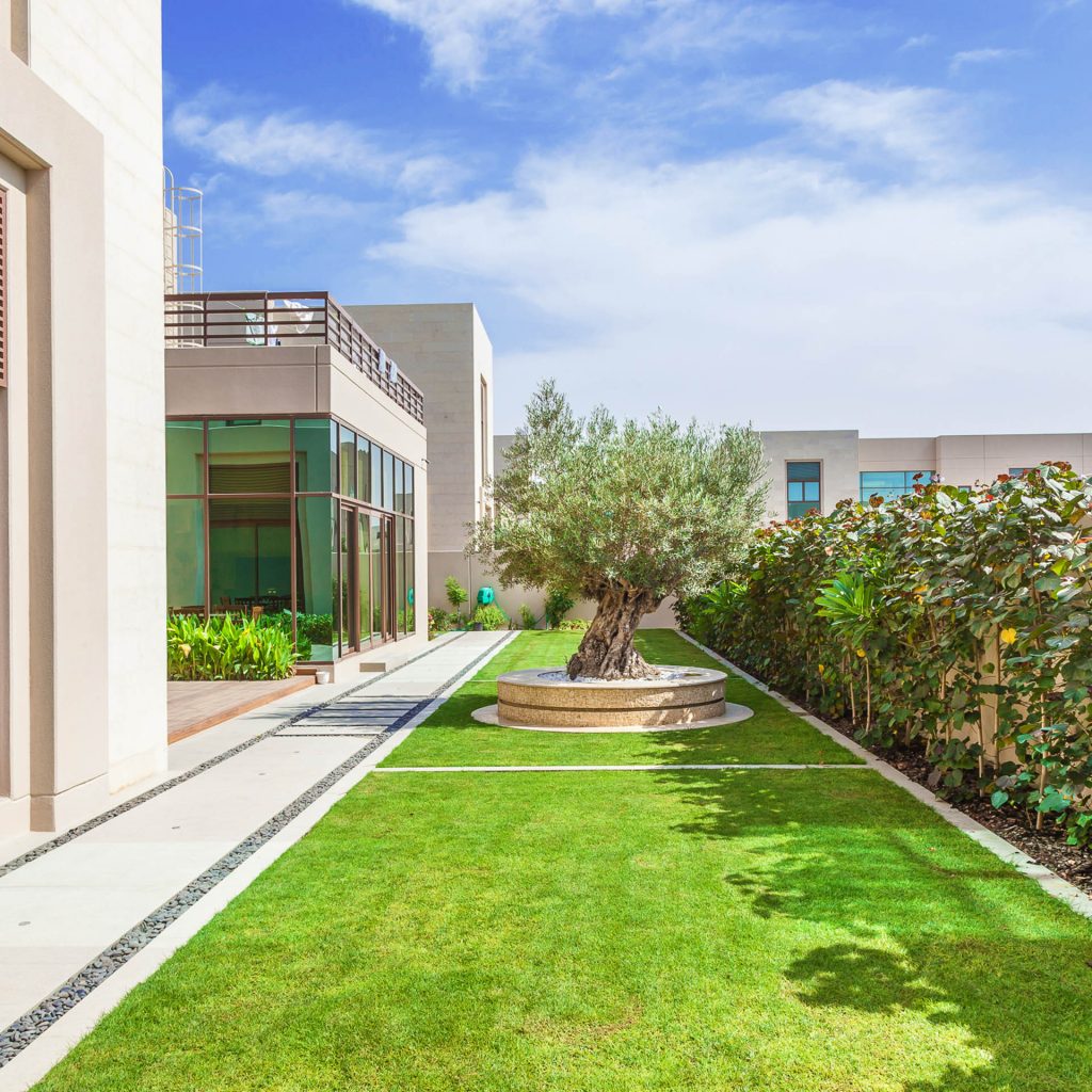 landscaping companies in dubai