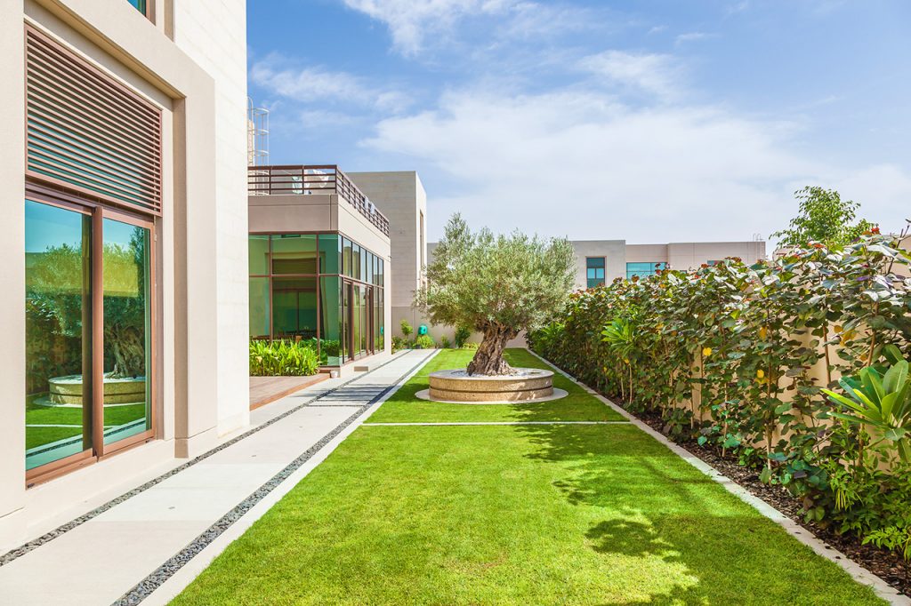 landscaping companies in dubai