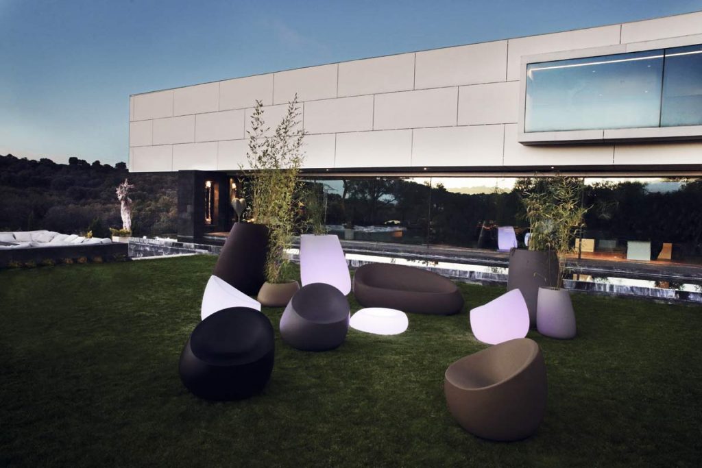 Luxury Outdoor Furniture Dubai