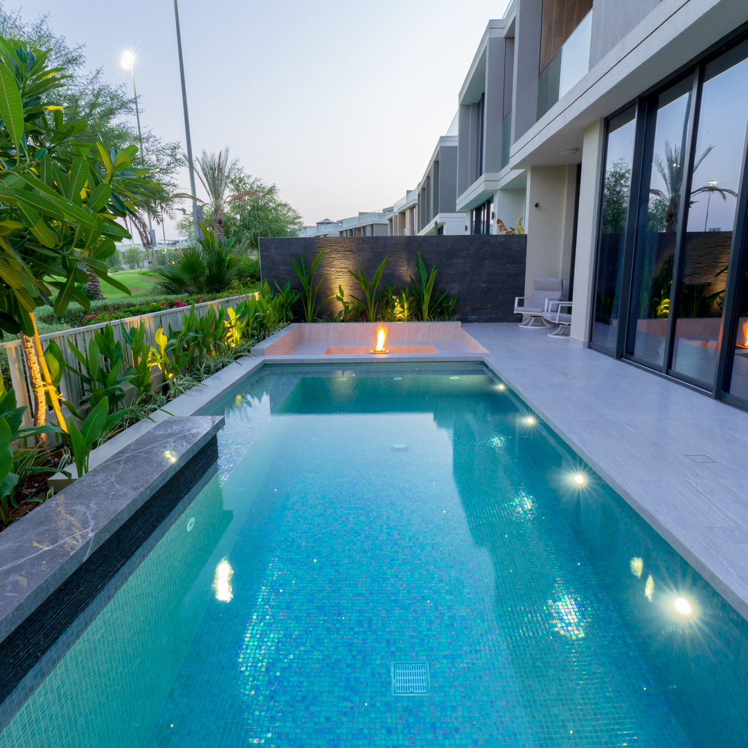 Club Villa garden in Dubai Hills