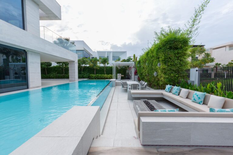 swimming pool construction dubai